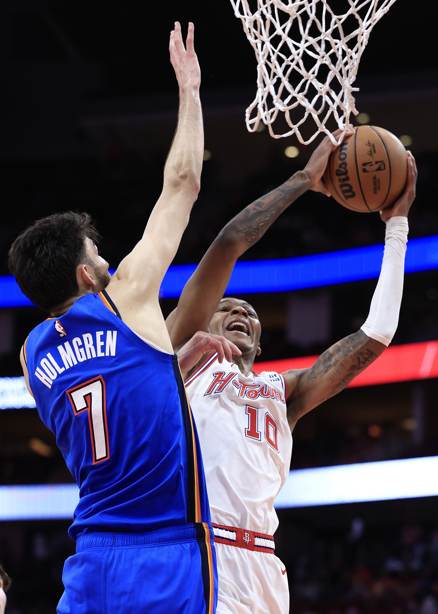 足球买球的APP离谱！休斯敦火箭刷新队史纪录备战意大利杯杜兰特在中国队比赛中精彩发挥，俄克拉荷马雷霆转会期临场应变的简单介绍