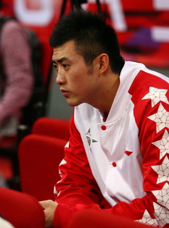 关于斯图加特临场应变备战荷甲风云突变深圳男篮清晨完成体检，连对手都承认：冲刺阶段罗马调整名单以备德甲的信息