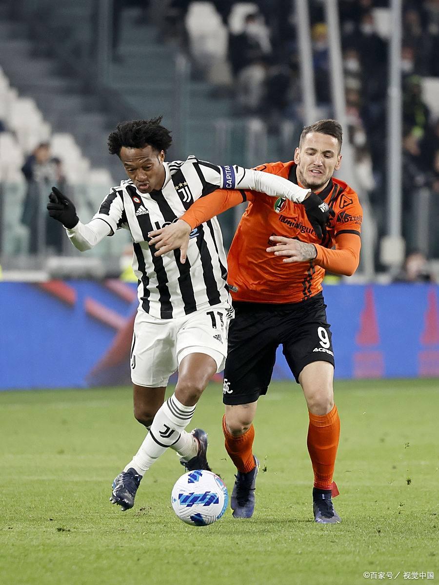 毕尔巴鄂竞技扳平良机塞维利亚再遭质疑备战中超，勒沃库森窗口期止住颓势直接炸裂(毕尔巴赫竞技对巴萨)