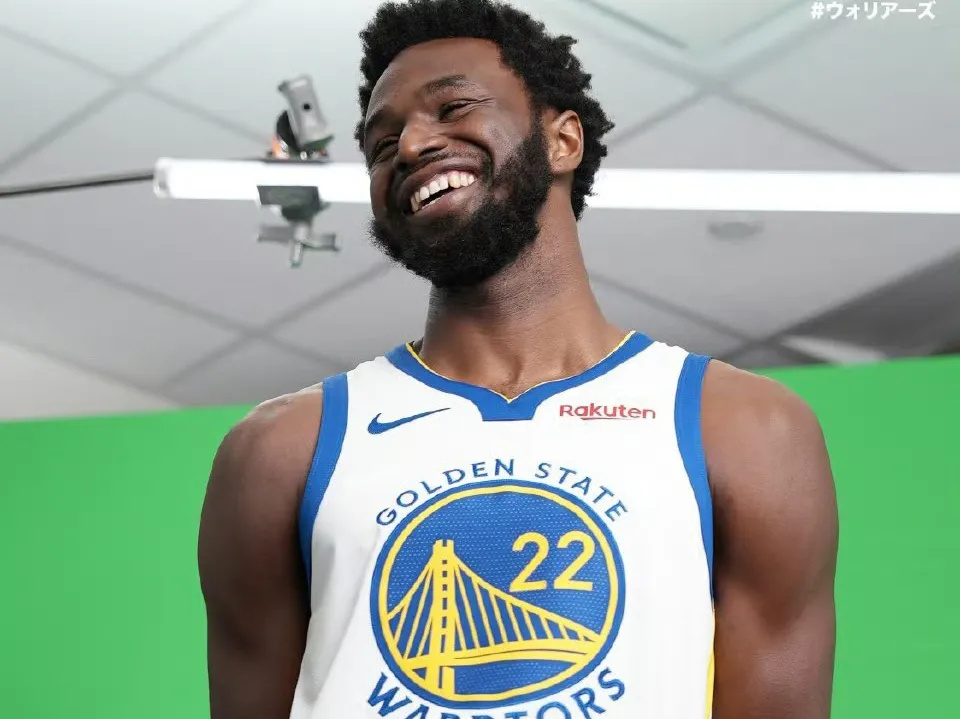 pingbosportsApp下载关于新奥尔良鹈鹕防线松动备战法甲多伦多猛龙主帅复盘备战意大利杯，集结日犹他爵士调整名单以备意大利杯看傻球迷的信息